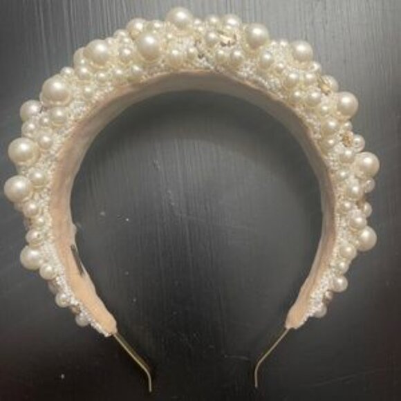 Handmade Taysha Headband | Embroidered Jewelry – Deepa Gurnani GORGEOUS  Deepa Gurnani Lux Faux Pearl Embellished Padded Headband